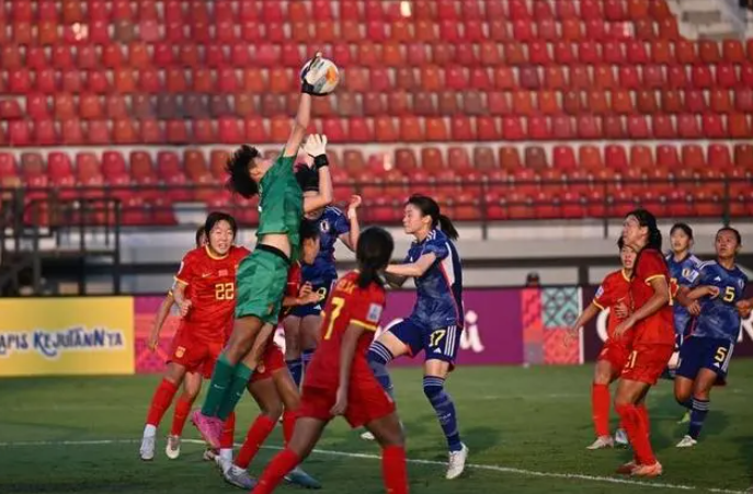 U17女足亚洲杯-中国0:4不敌日本，以小组第二进入淘汰赛